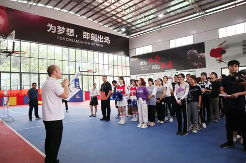 快乐运动，高效事情——8827太阳集团十五周年庆趣味运动会